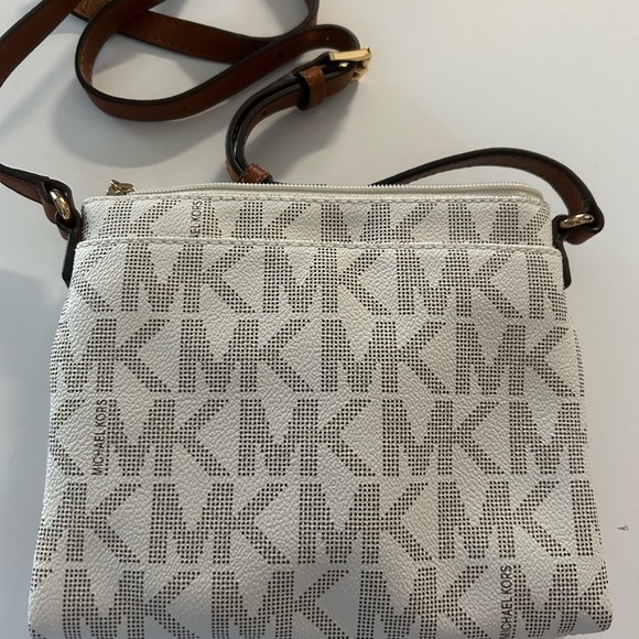 Michael Kors White and Brown Crossbody Bag with Signature Monogram - Picture 2 of 6